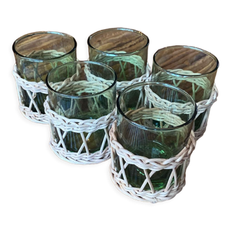 Series 5 glasses with wicker