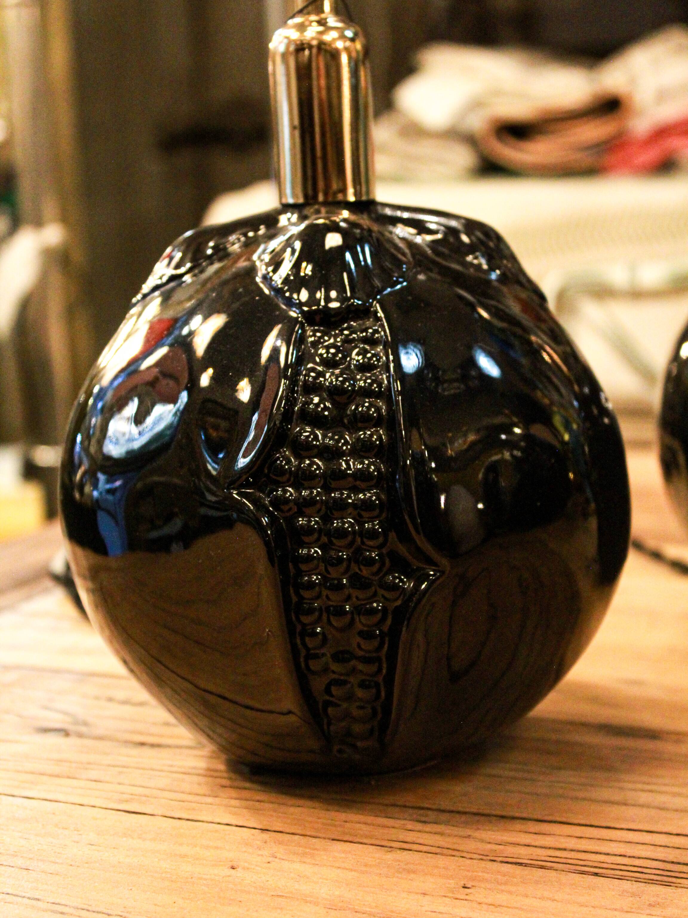 Paire de Lampes Grenade Noire