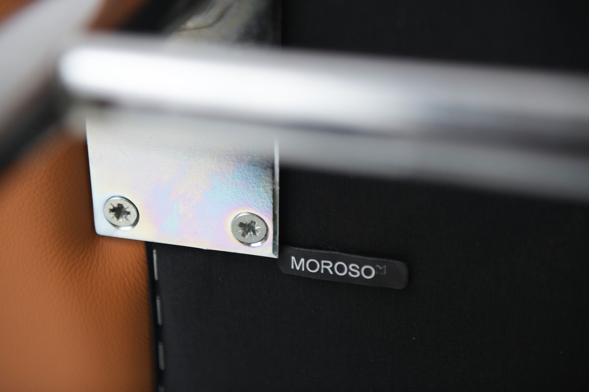 Minimal vintage Ellittico sofas by Losa Ghini for Moroso Italy 1987