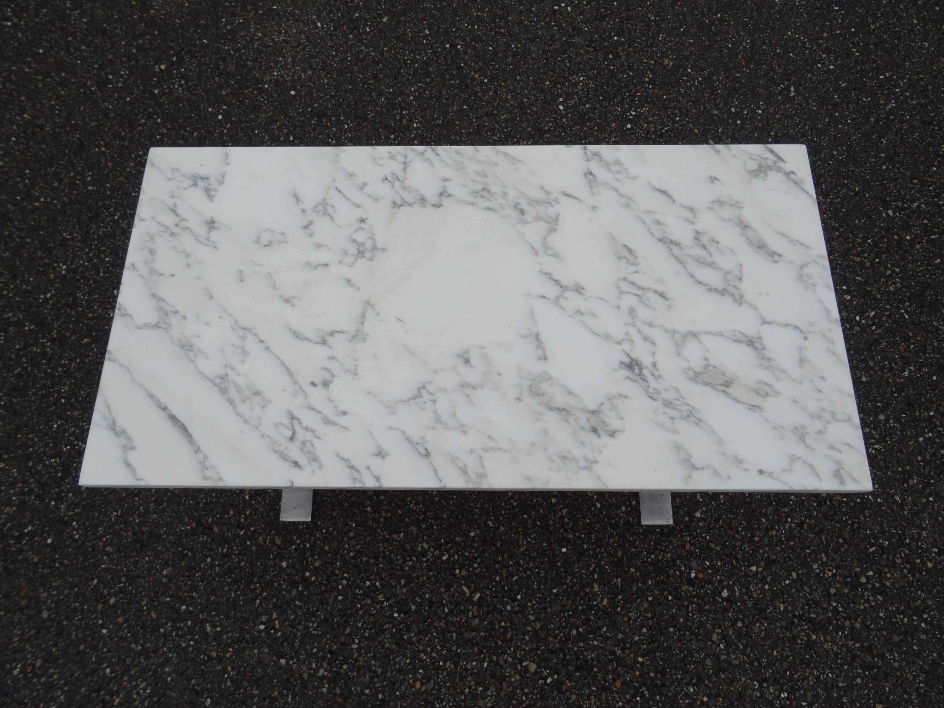 Coffee table in marble and vintage steel design from the 70s