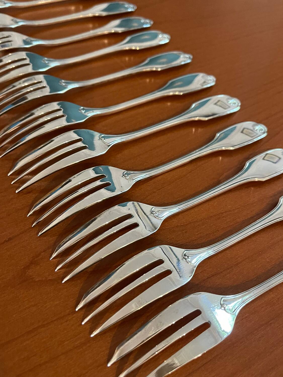 Christofle 12 cake forks 15.5 cm very good condition