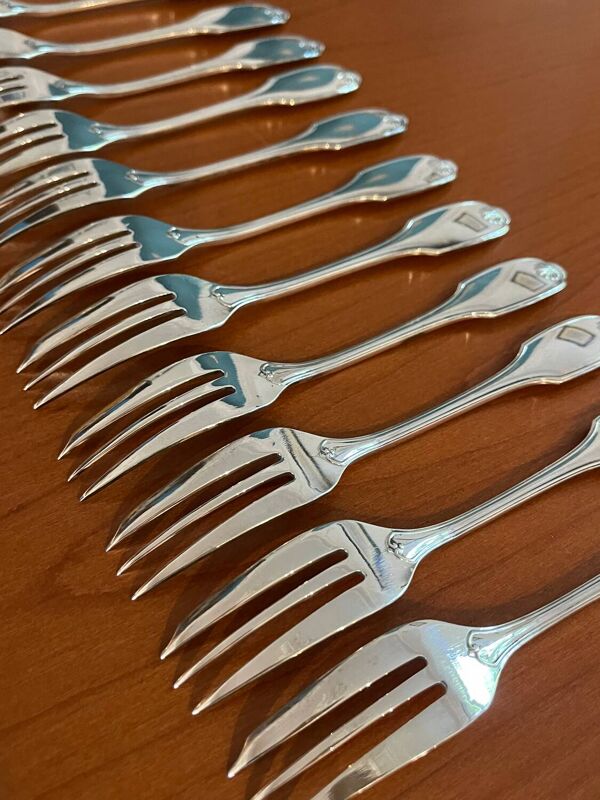 Christofle 12 fourchettes à gâteau 15,5 cm très bon état