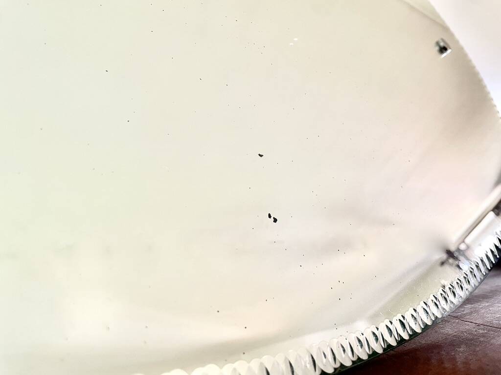 Large bevelled oval mirror 90x60 cm