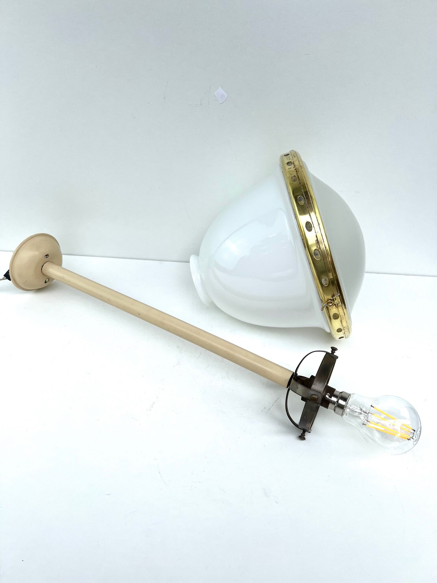 Chandelier 1920 opaline and frosted glass brand bag paris