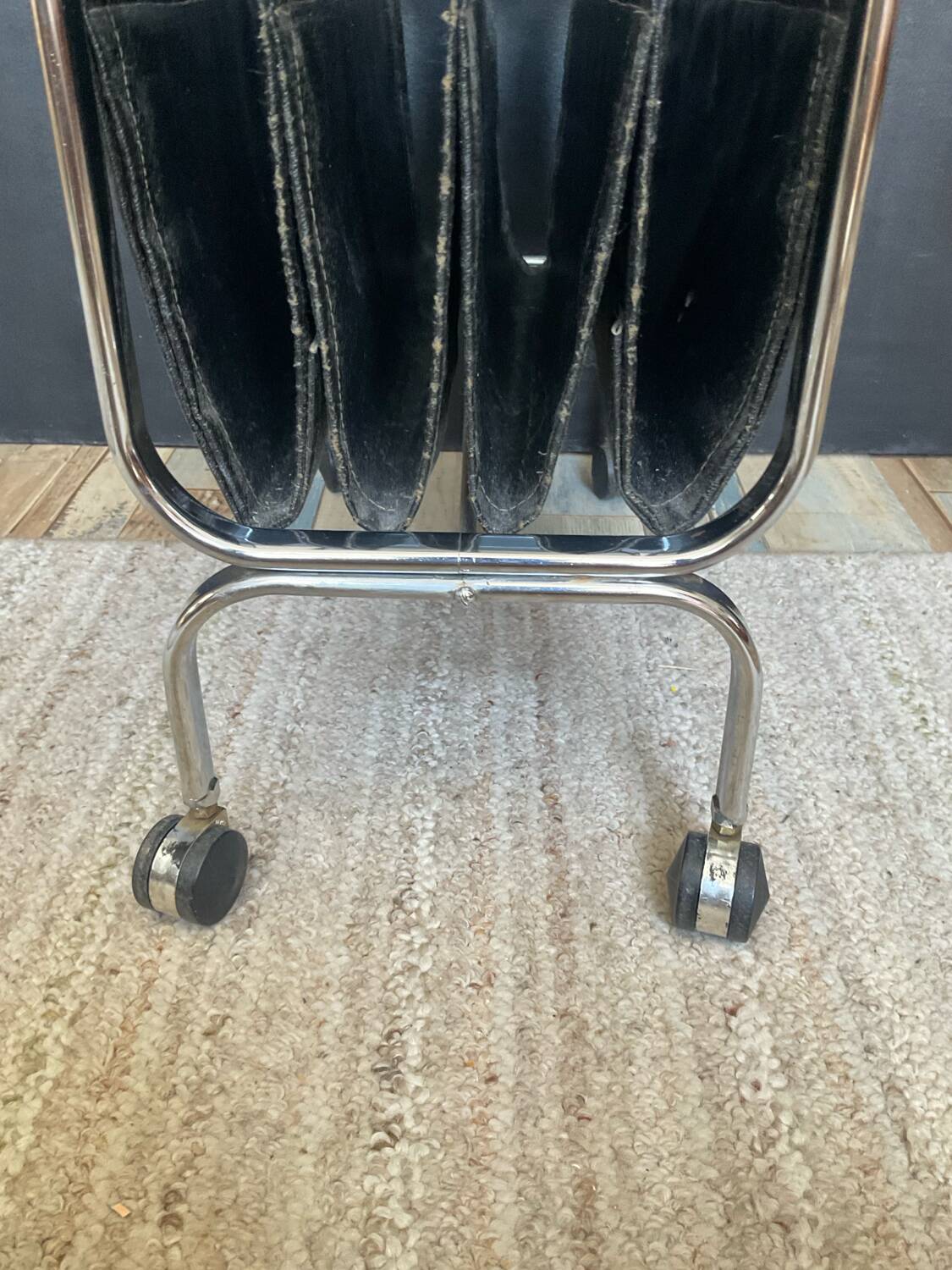 Vintage side table with magazine rack from the 70s