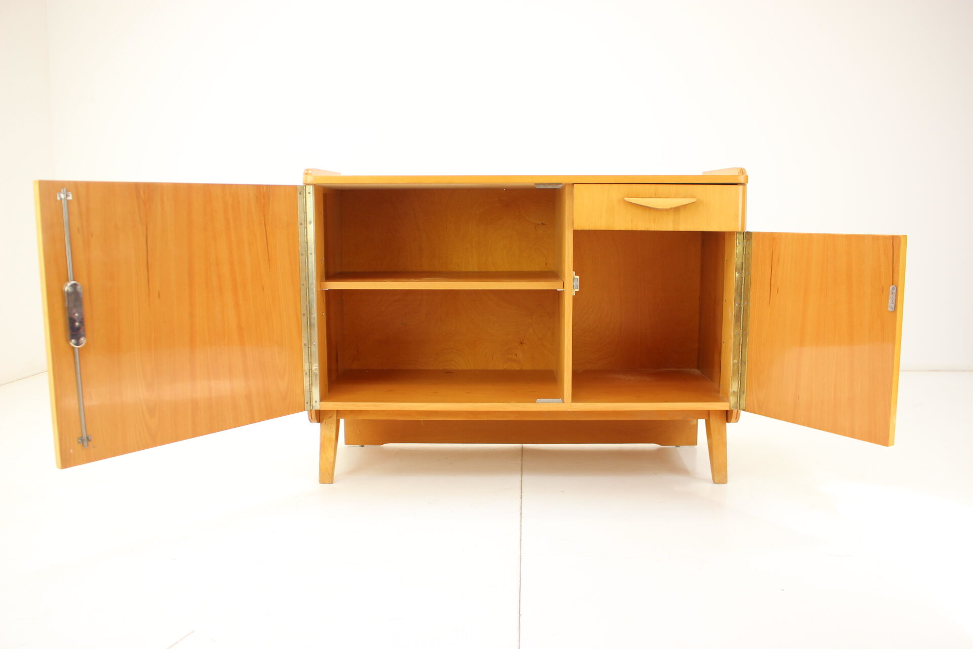 Mid-century cabinet high gloss by tatra pravenec, 1970s czechoslovakia