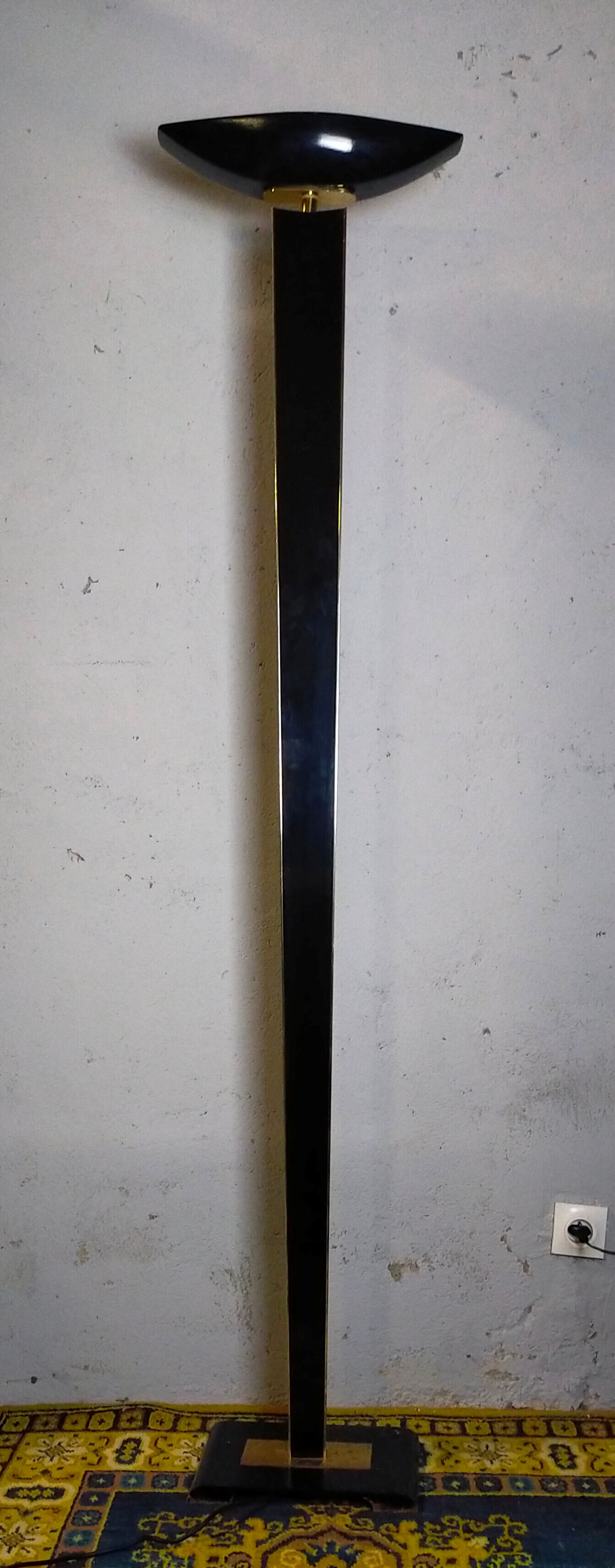 Vintage floor lamp design 1980 in lacquered metal ceramic and brass