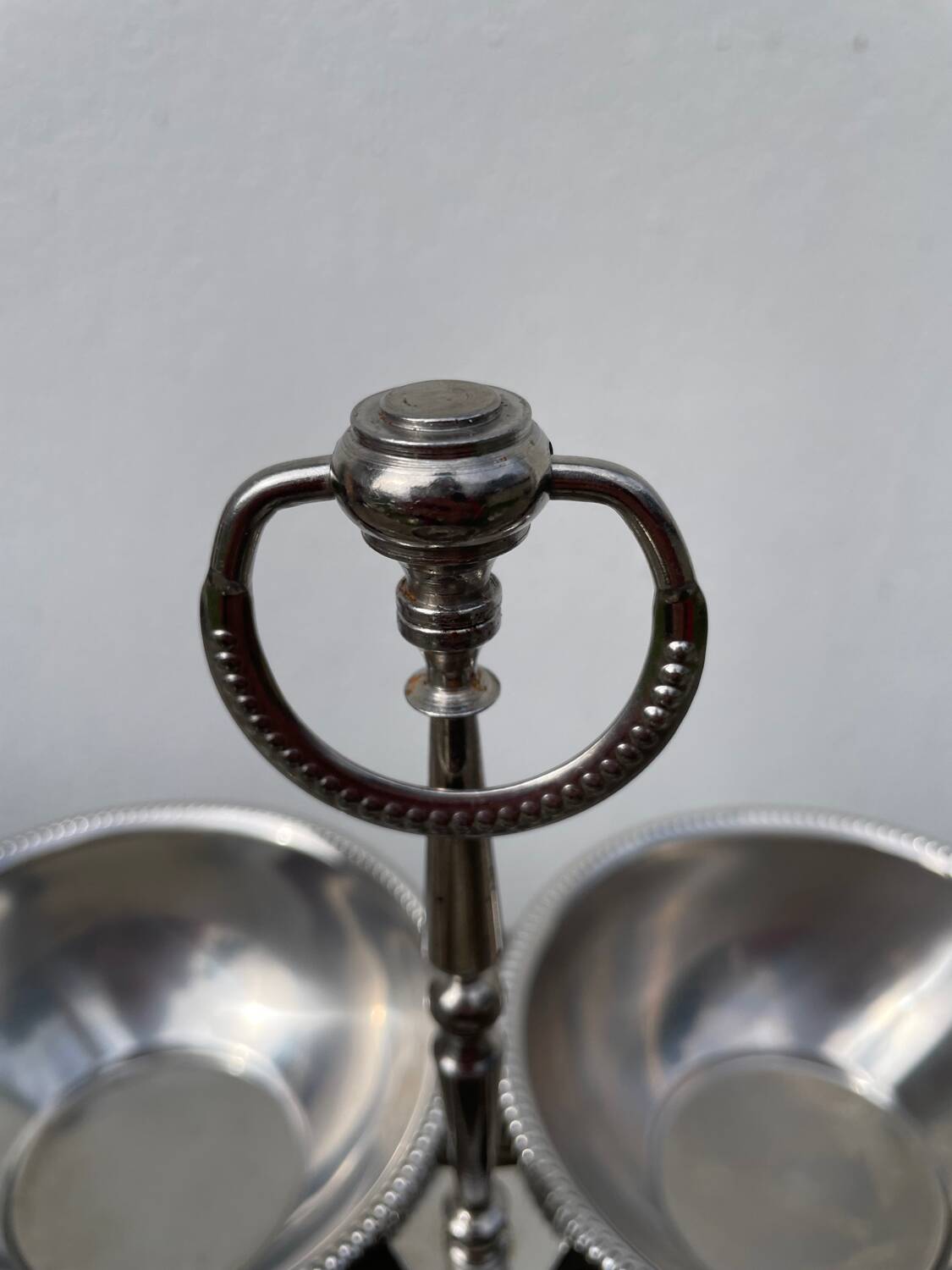 Silver-plated compartment dish