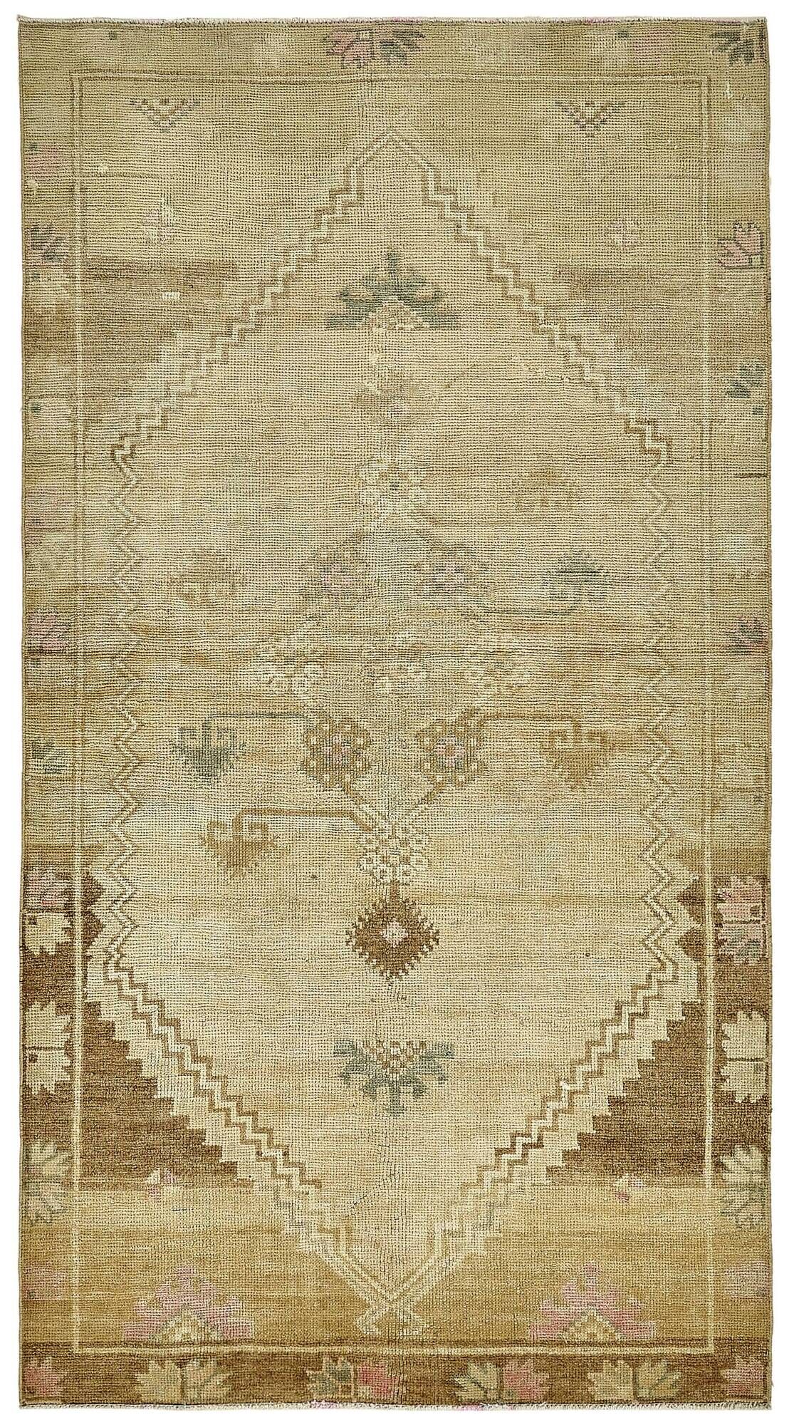 Turkish Vintage Anatolian Rug 120 cm x 217 cm