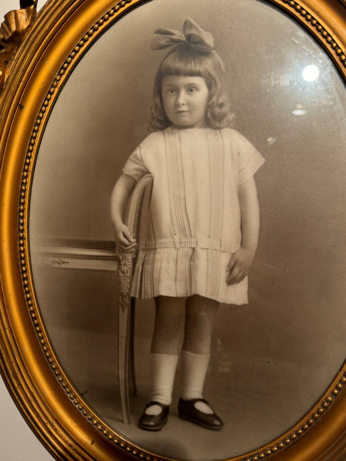 Old photograph, young girl with ribbon, 19th century