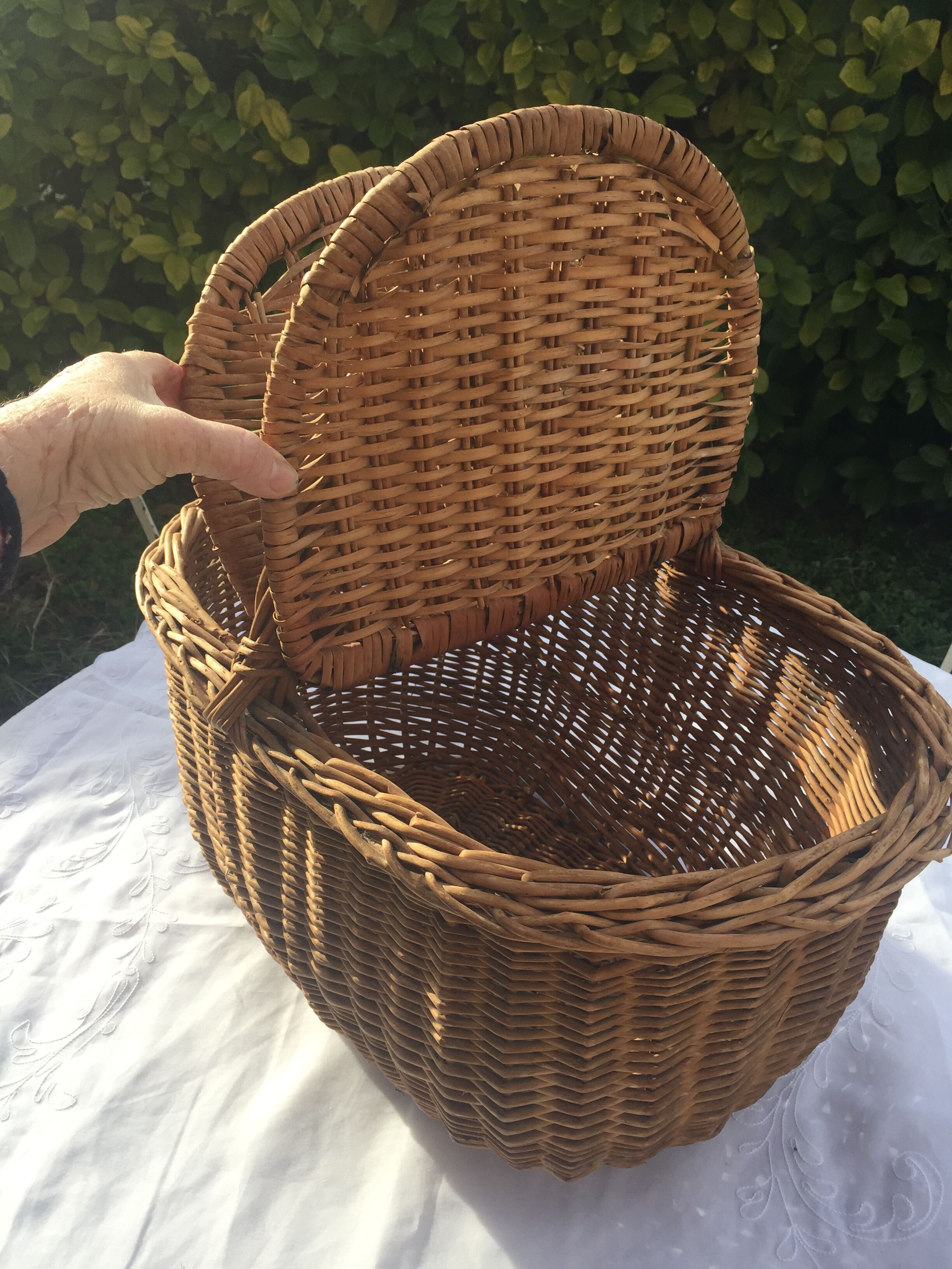 Wicker basket