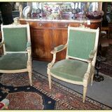 Salon lacquered cream style LXVI