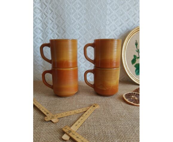 Set de 4 mugs tasses Arcopal modèle volcan vintage