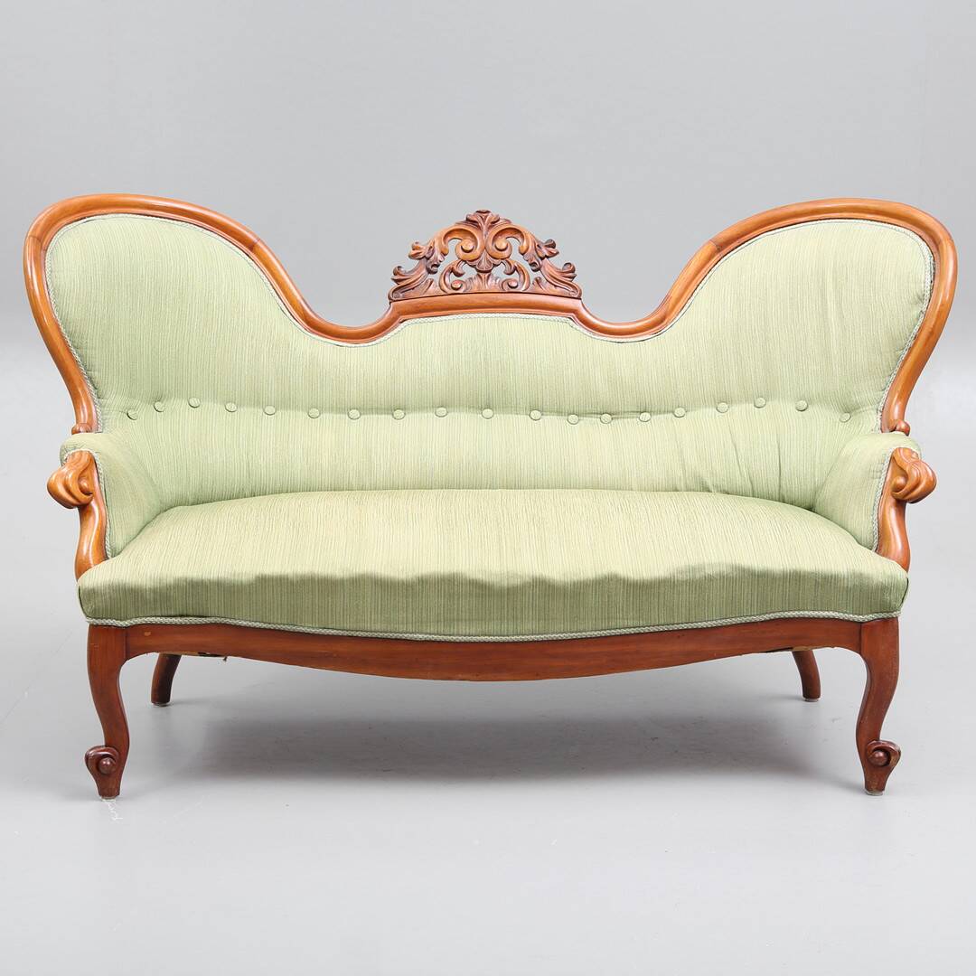 Neo-Rococo Sofa — 18th/20th Century Style — Carved Wooden Details — W 164 c