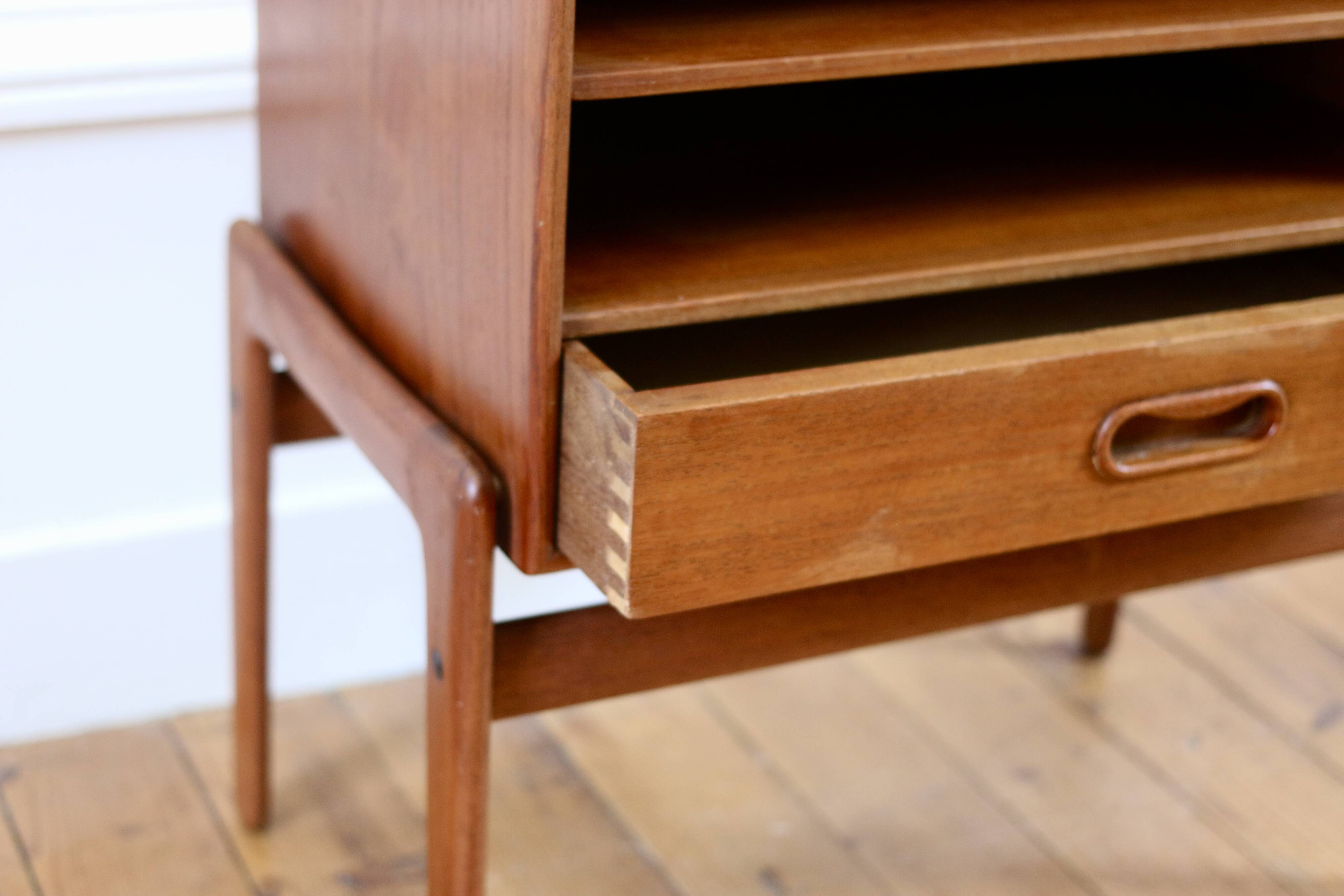Arne Vodder Vintage Scandinavian Teak Bedside Table