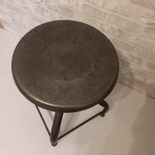 Adjustable Nicolle industrial stool