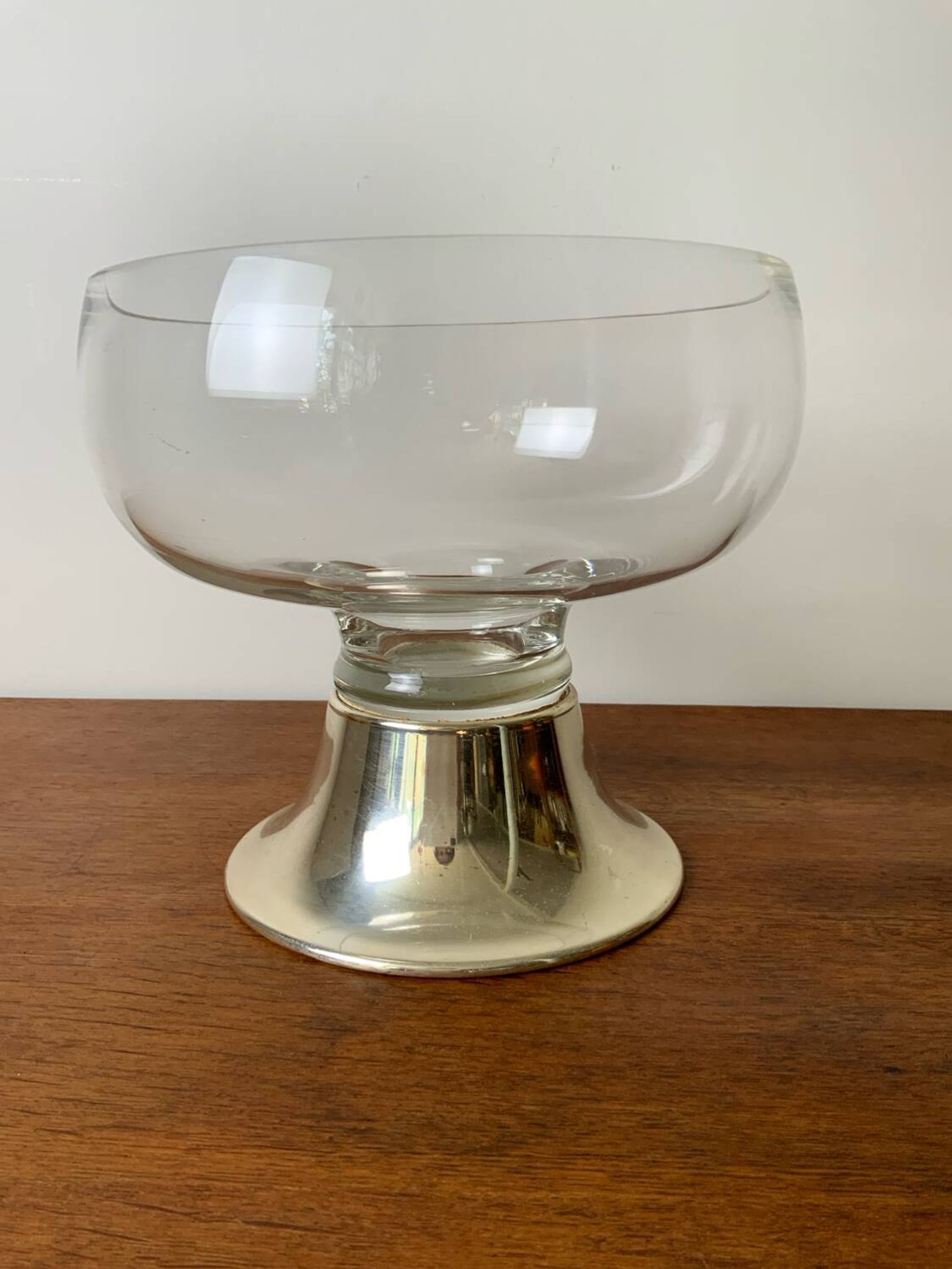 Large bowl or salad bowl