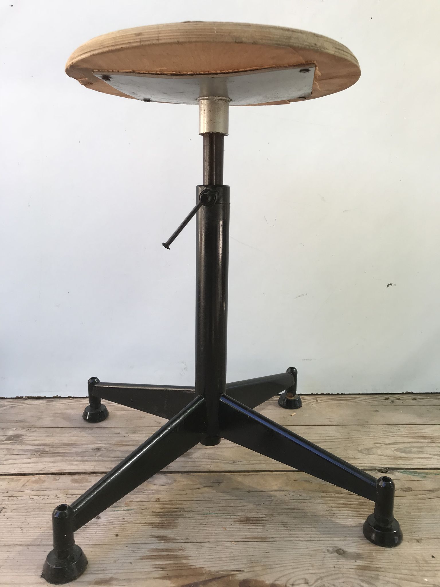 Workshop stool tripod former 70s