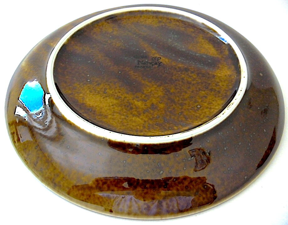 Suite of 48 plates in Berry sandstone