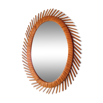 Miroir ovale en rotin et bambou 1960