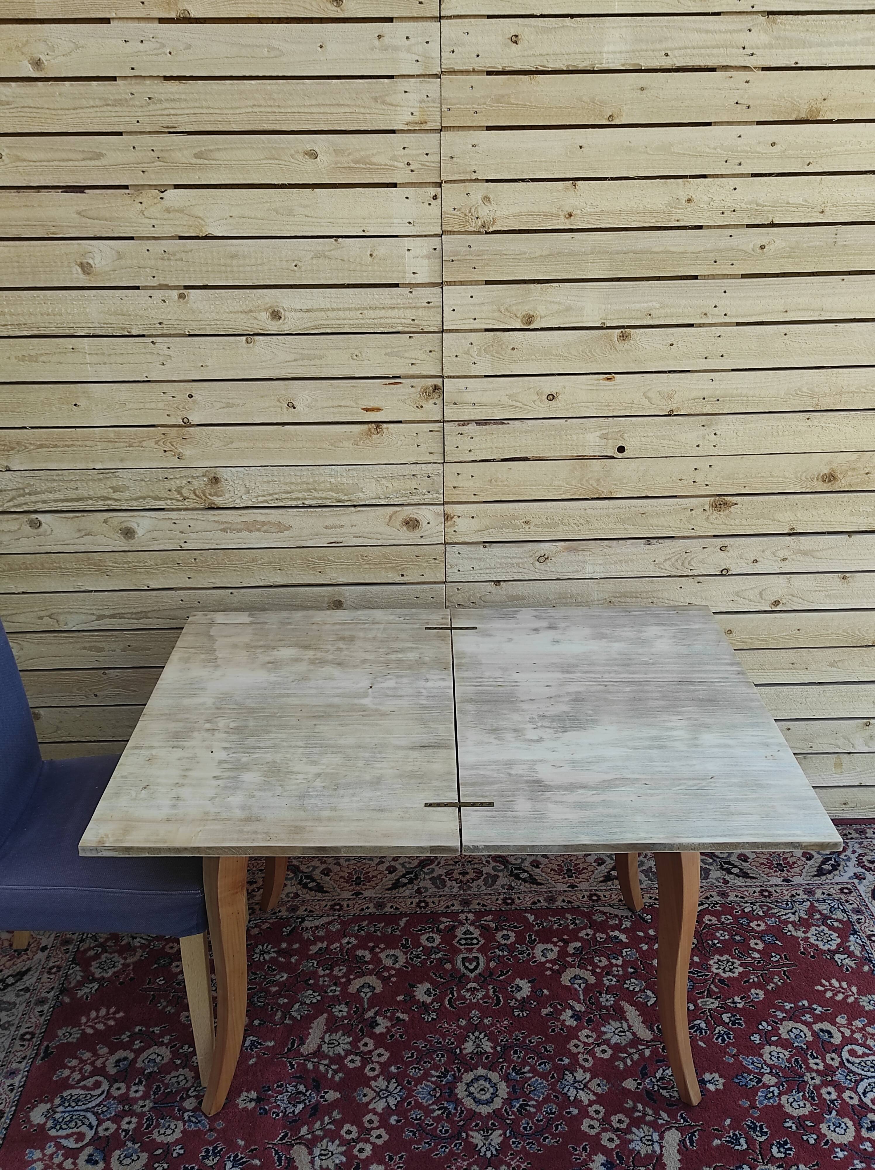 Foulque Table