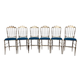 Ensemble de 6 chaises Chiavarine des années 1950 en laiton et tissu.