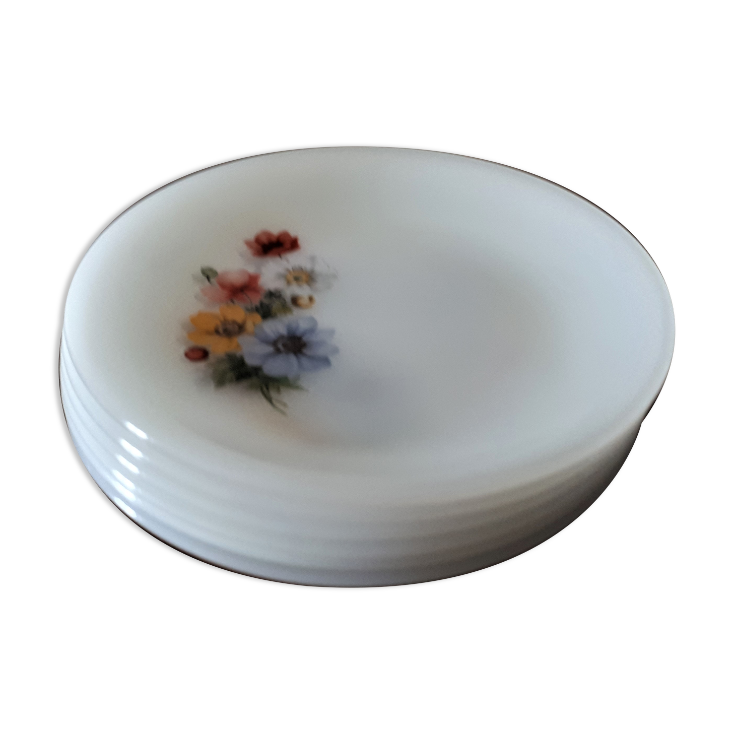 Set of arcopal dessert plates