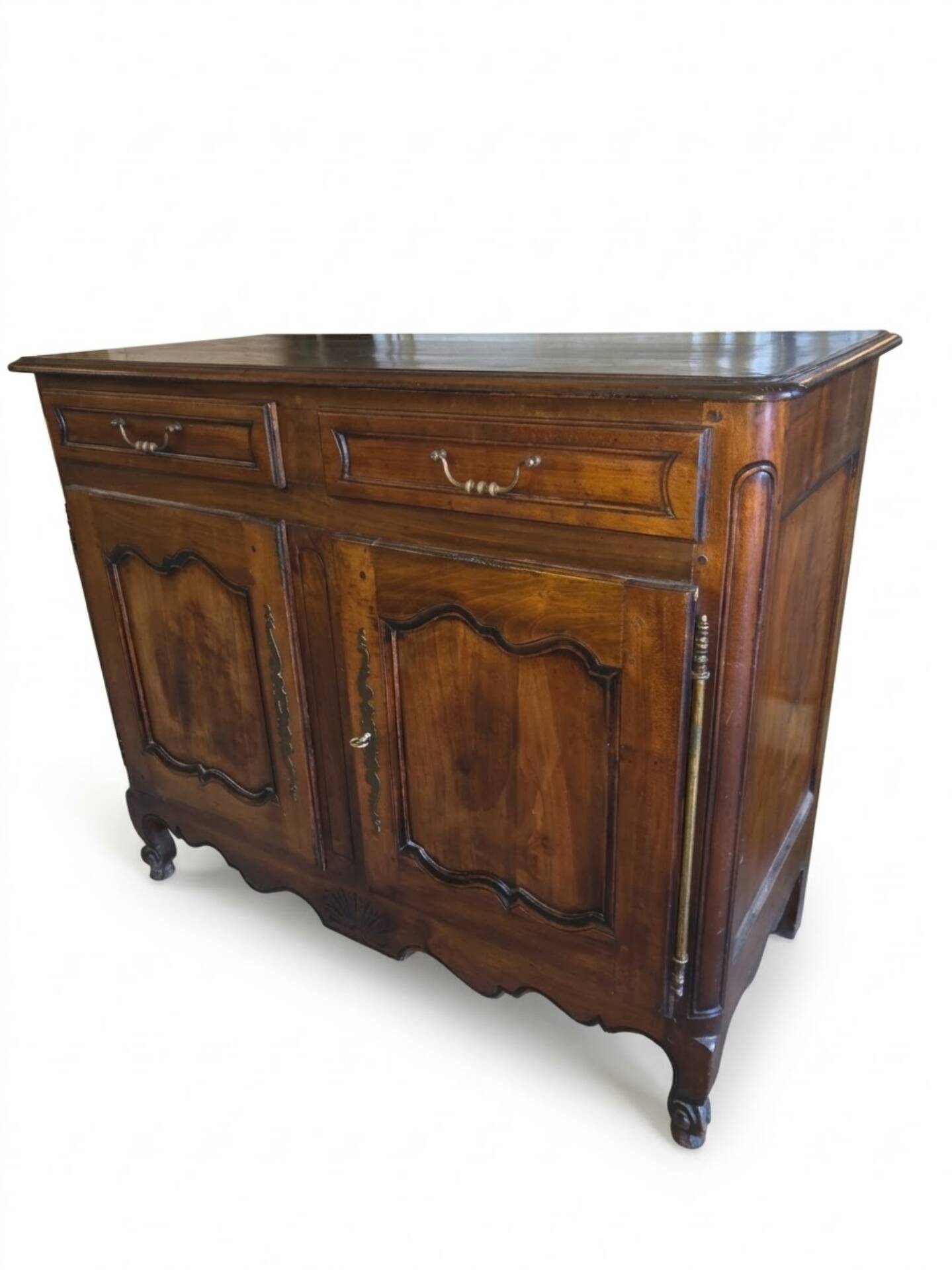 Buffet bas style Louis XV en merisier 