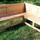 Corner bench