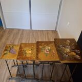 Nesting table