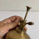 Brass spray