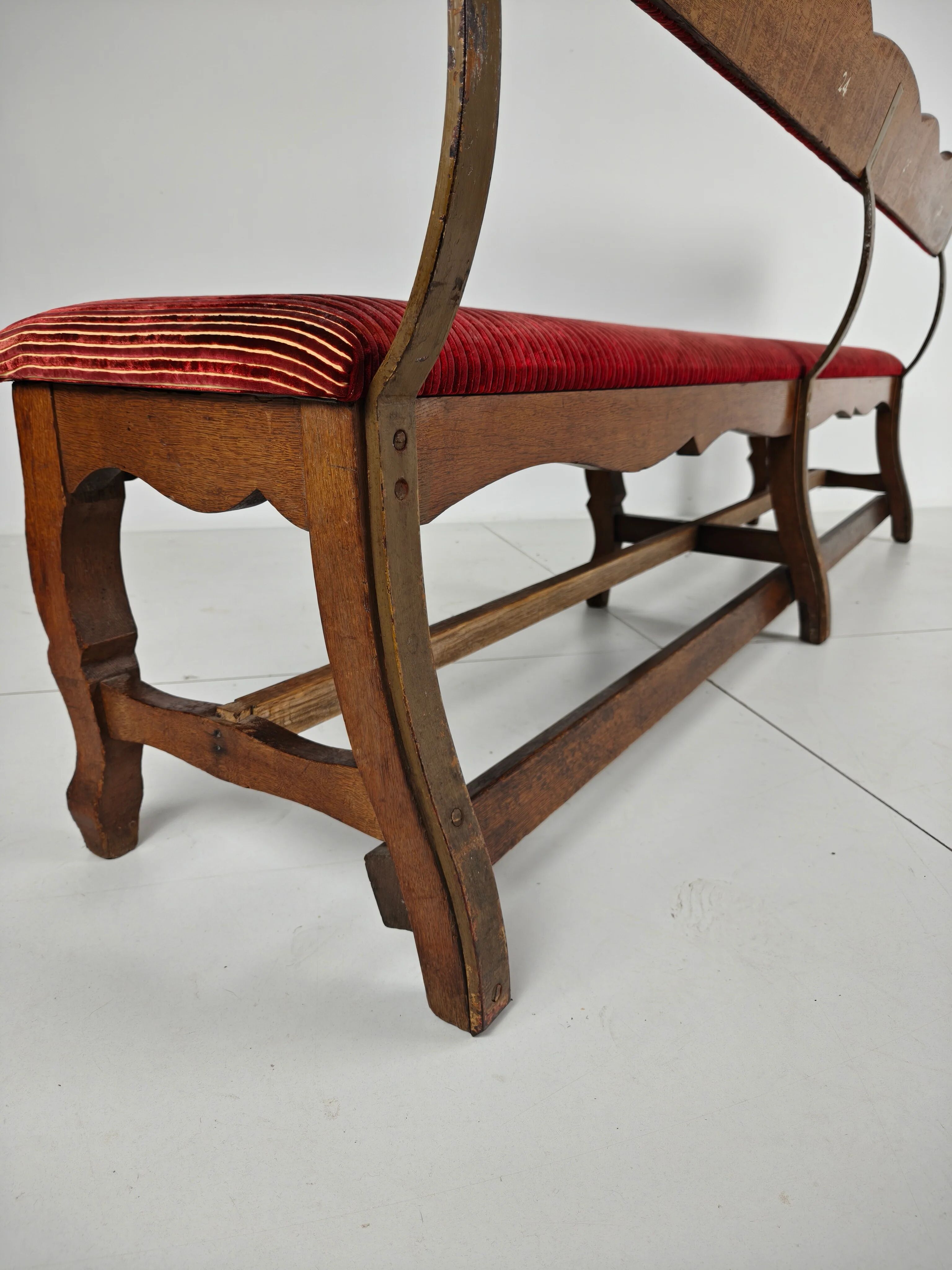 Unique early 20th century oak hall / dining bench