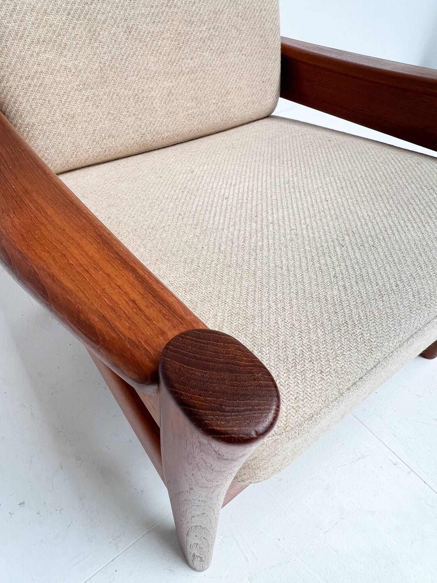 Set of men's and women's armchairs by Dyrlund (2 chairs), 1960s