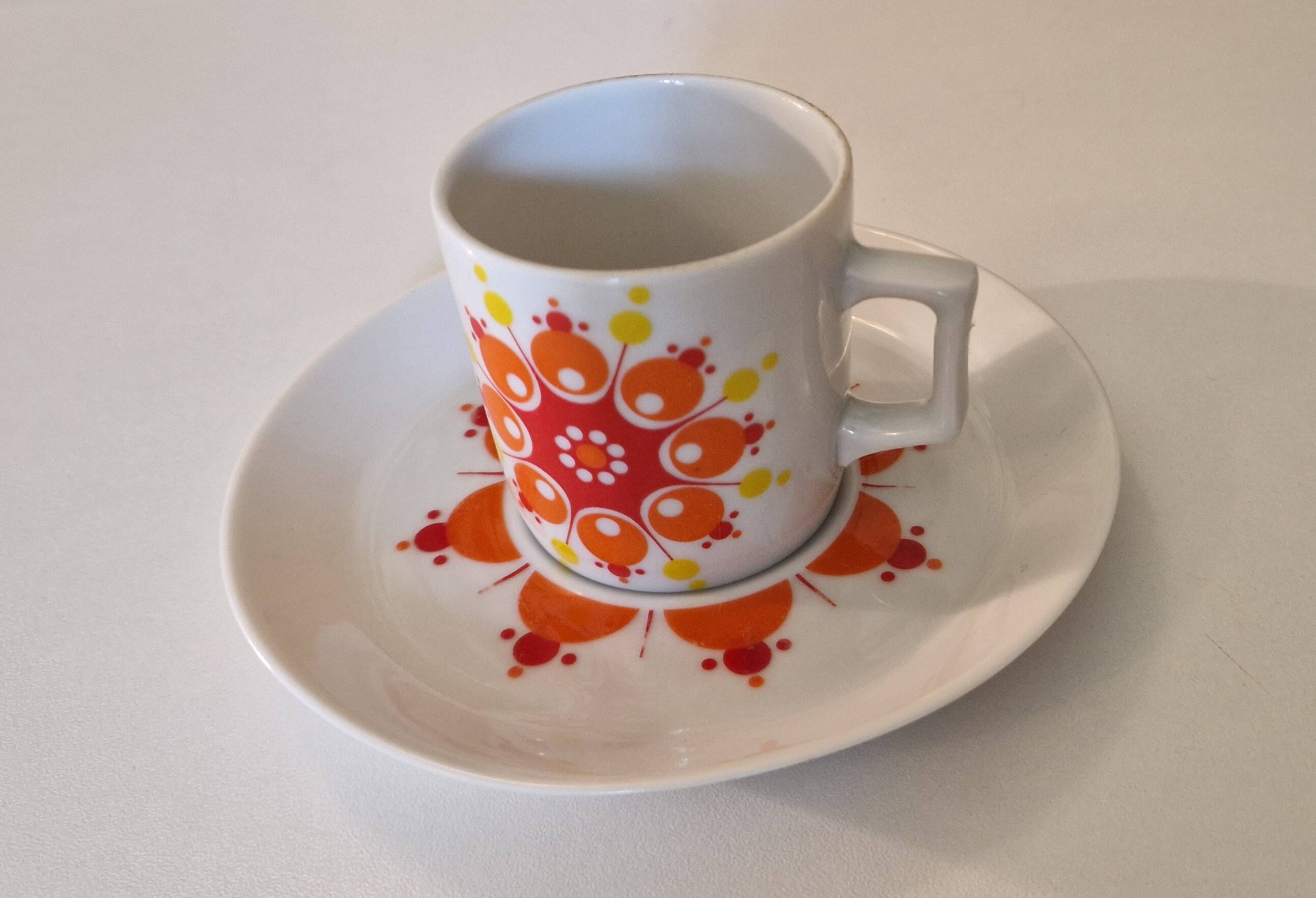 Coffee set 4 cups and saucers, vintage porcelain 1970