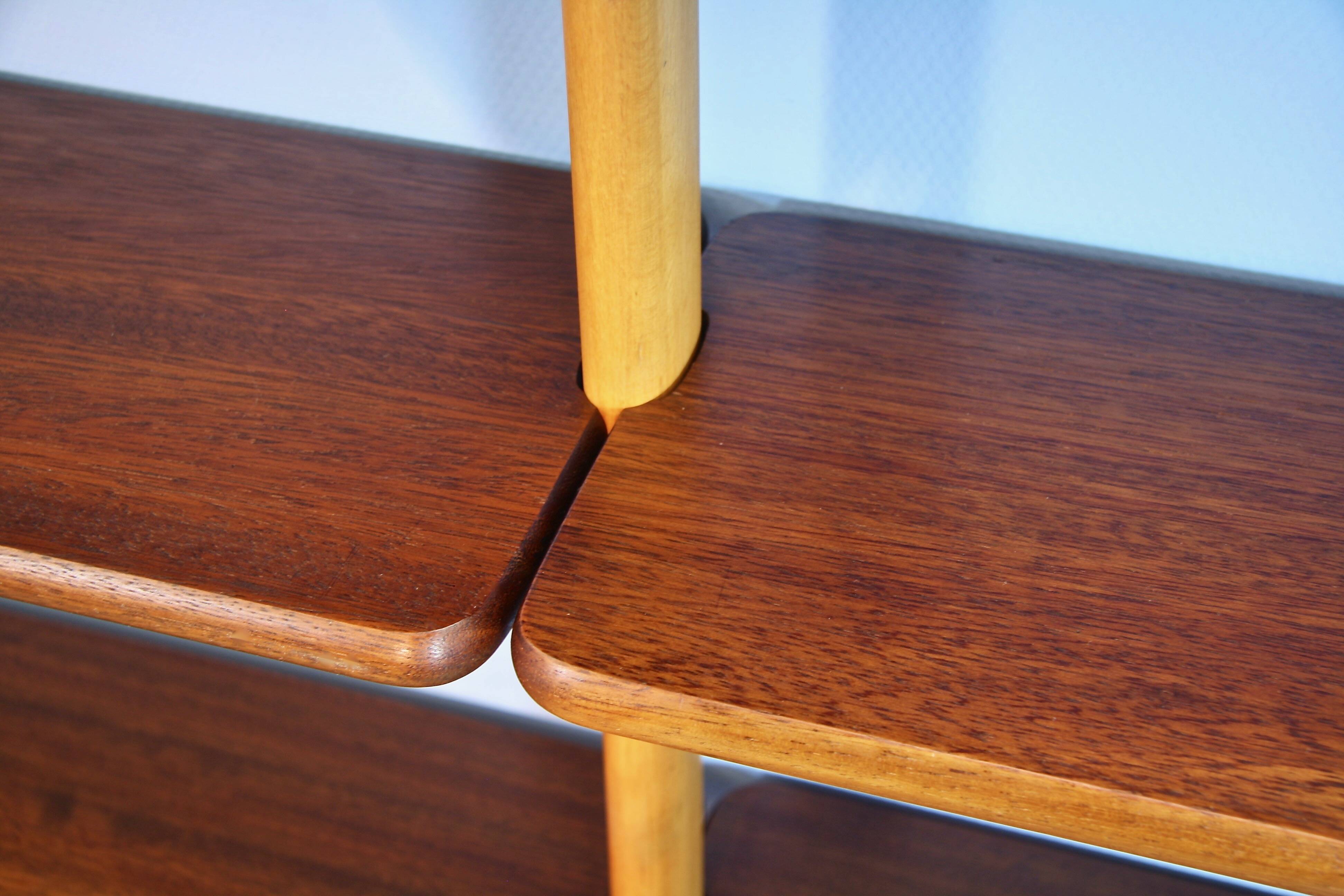 A Danish wall unit in teak and beech by William Watting for Scanflex, 1950s.