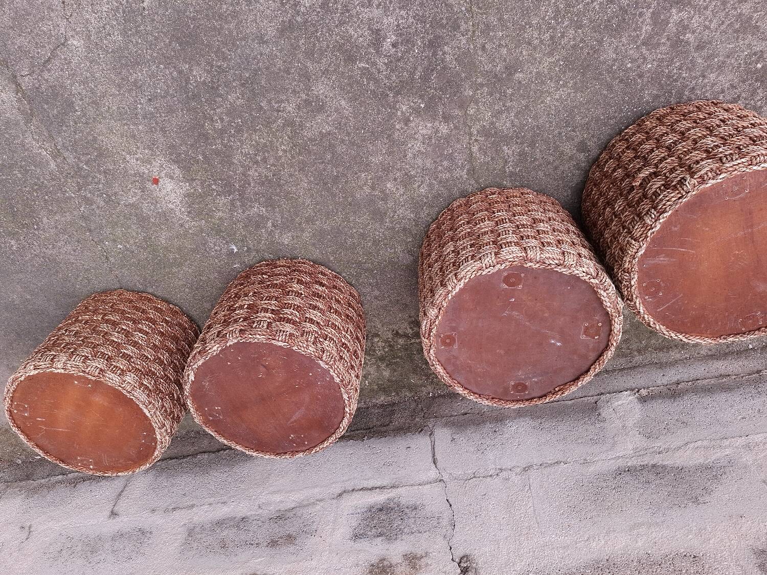 Paire de poufs en corde tressé années 70'S