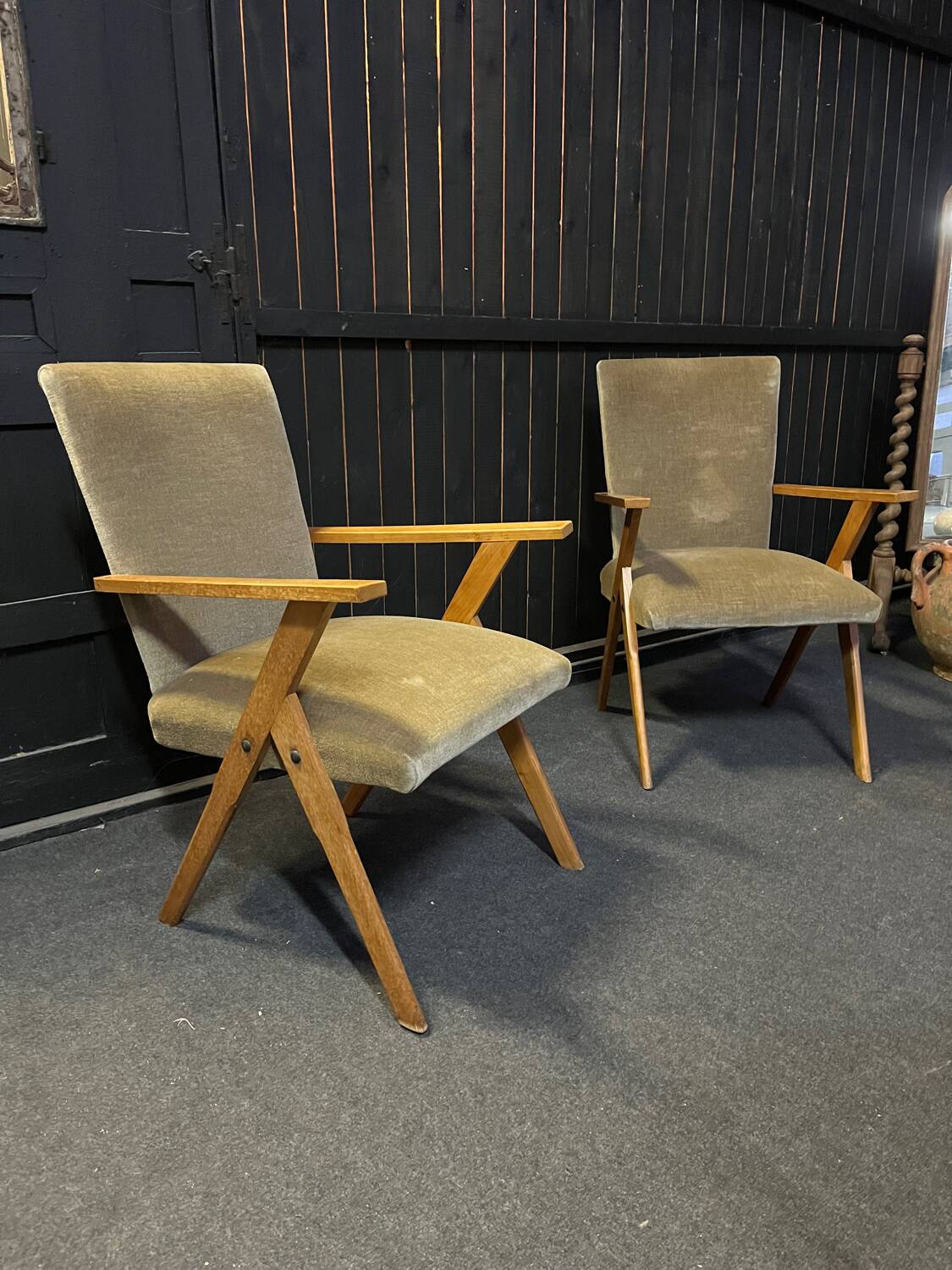 Pair of compass leg armchairs Velvet 1950