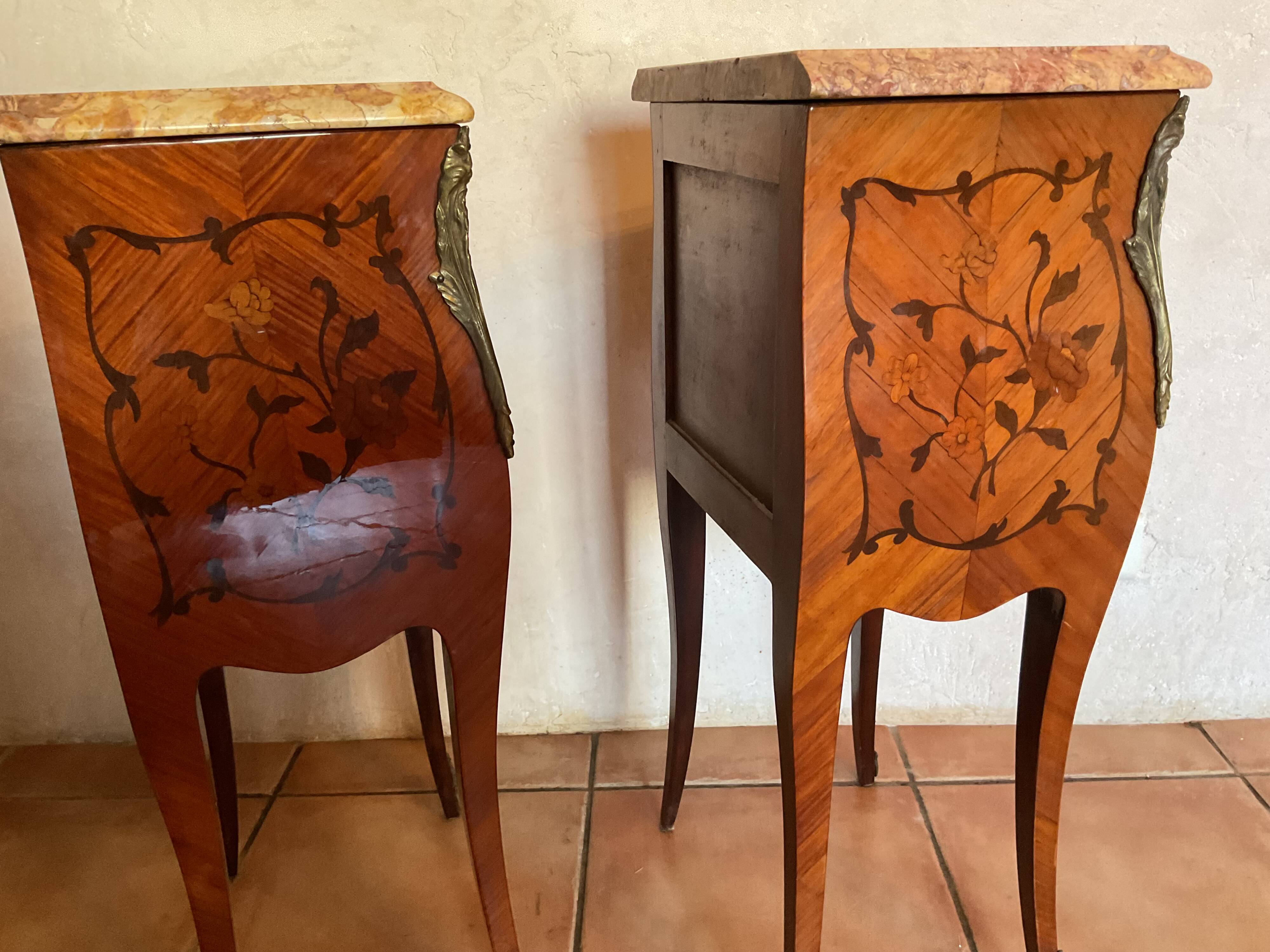 Paire de table de chevet Louis XV marqueterie an20