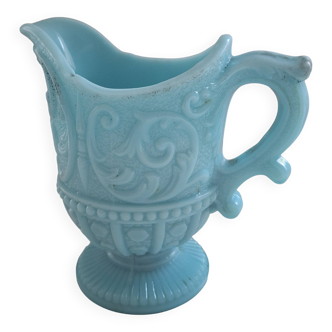 Opaline milk jug in Louis XV style