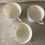 Milk jug and 3 cups