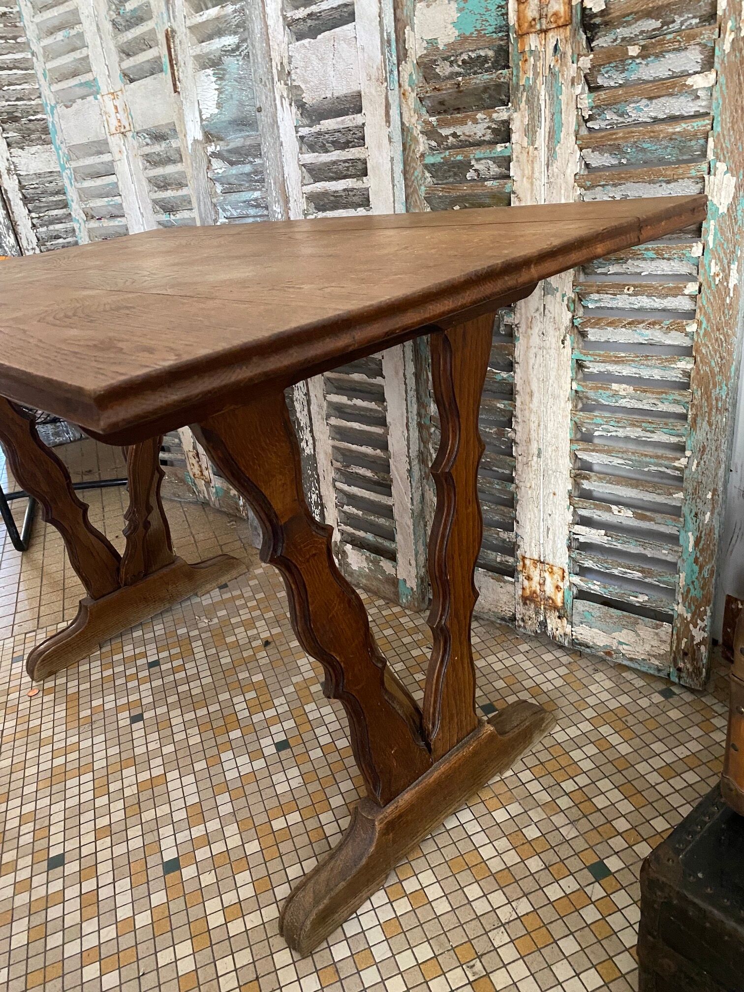 Bistro table