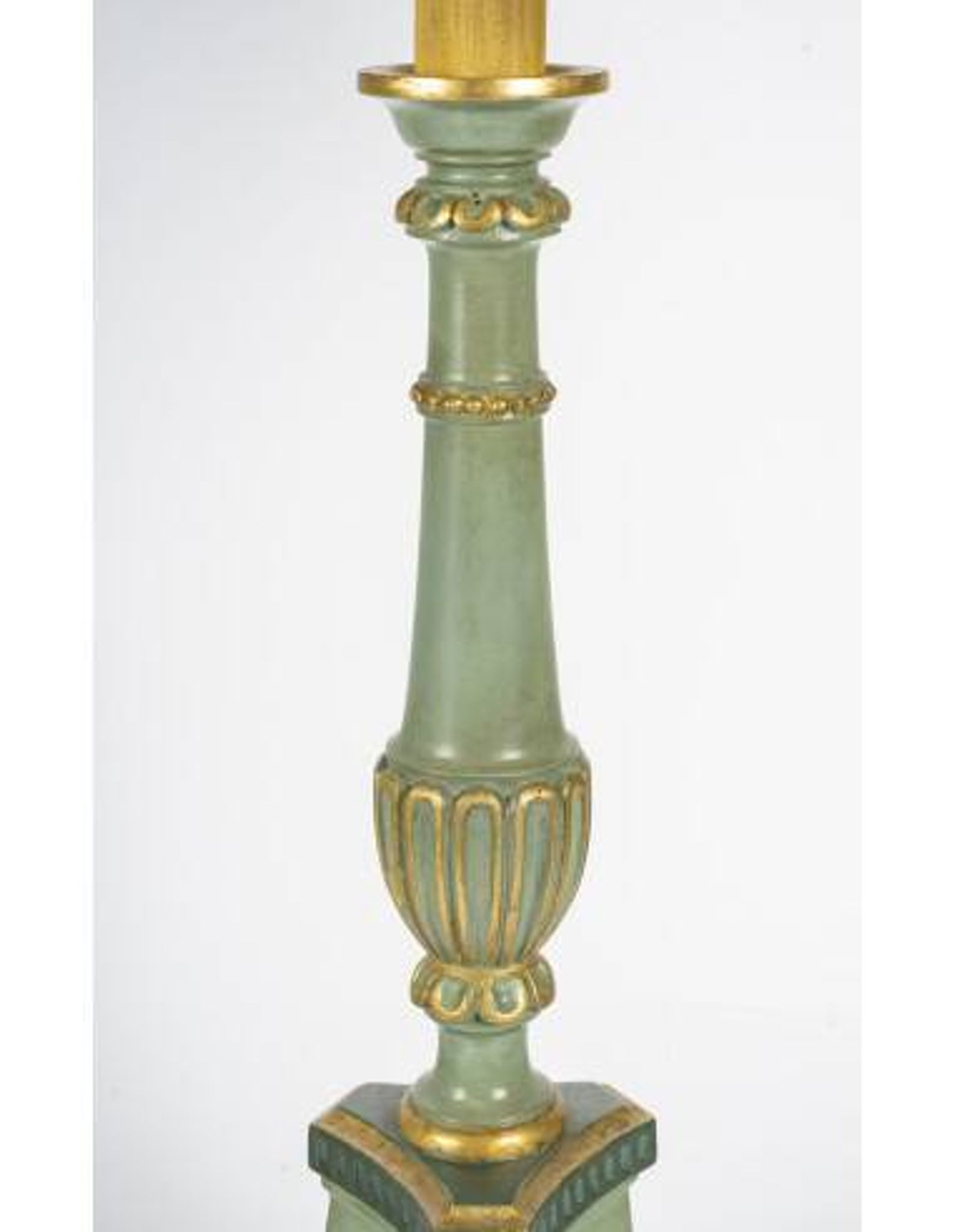 Carved, lacquered and gilded wooden lamp, 1950-1960, Louis XVI style.