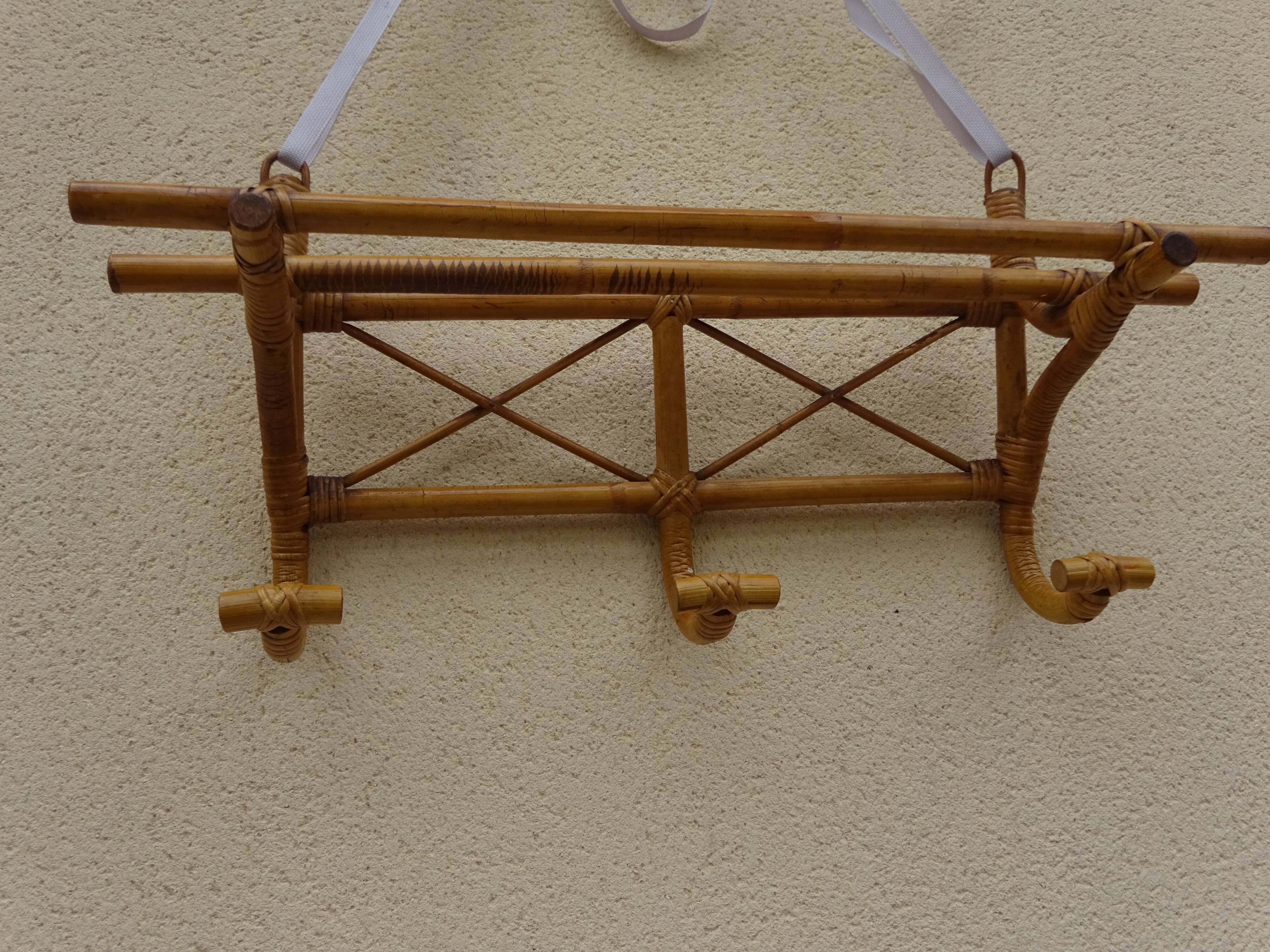 Vintage coat rack in rattan