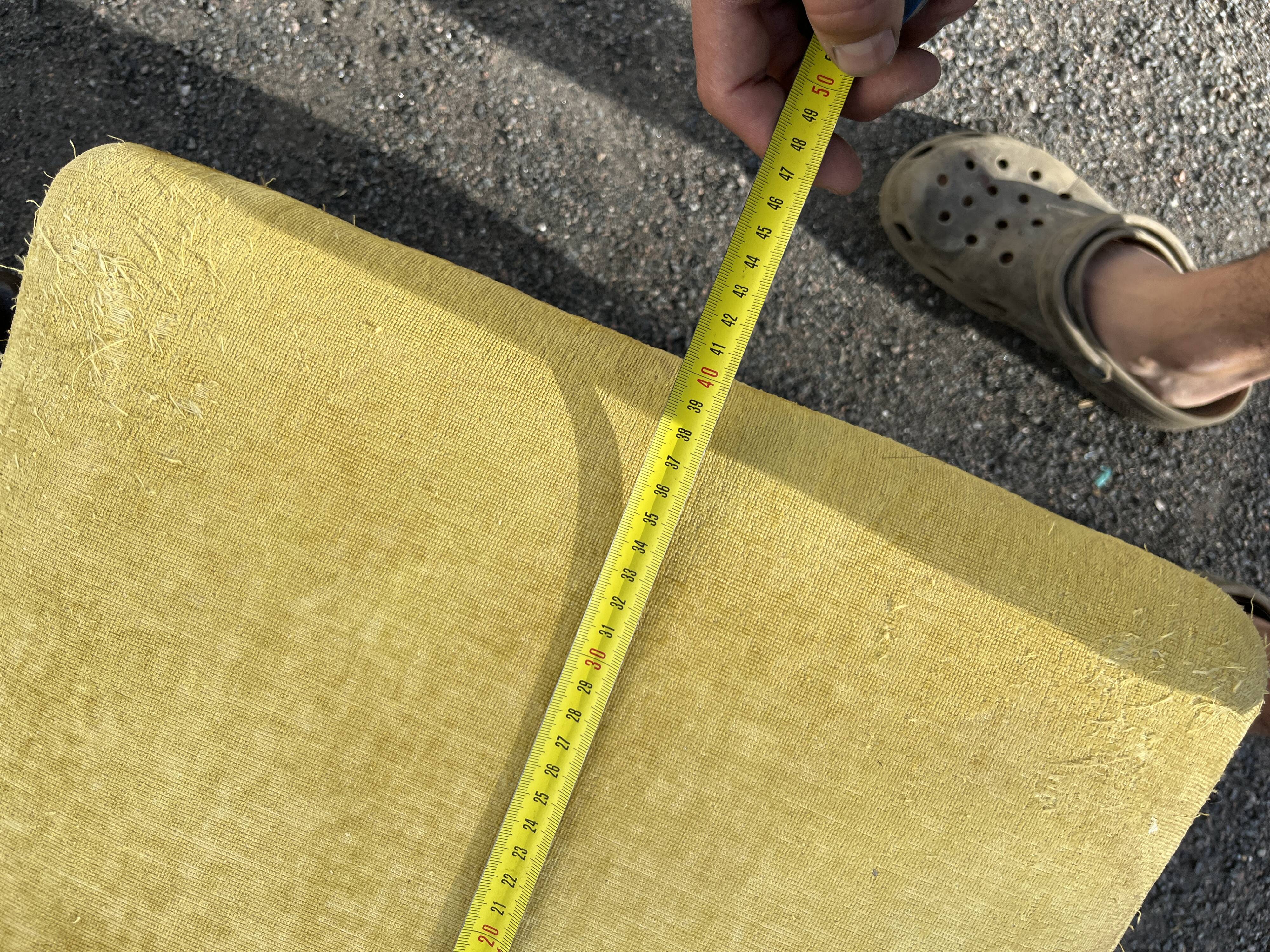 Lot de 3 chaises style victorien – acajou – assise velours jaune