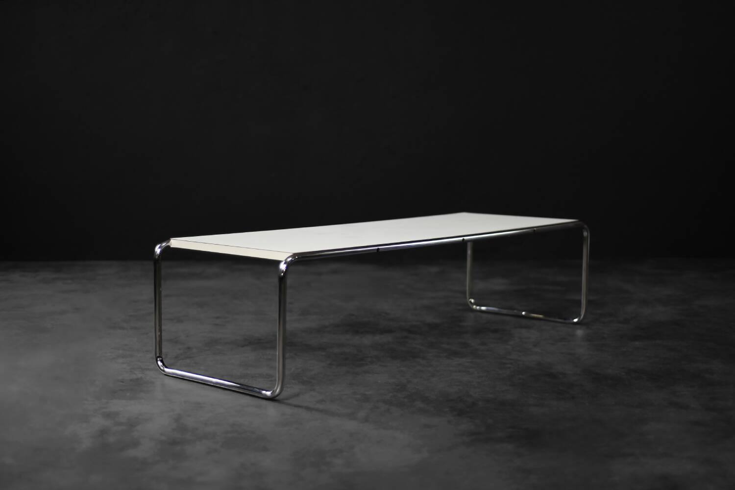 Mid-century modern Italian vintage coffee table Laccio Kiga by M. Breuer