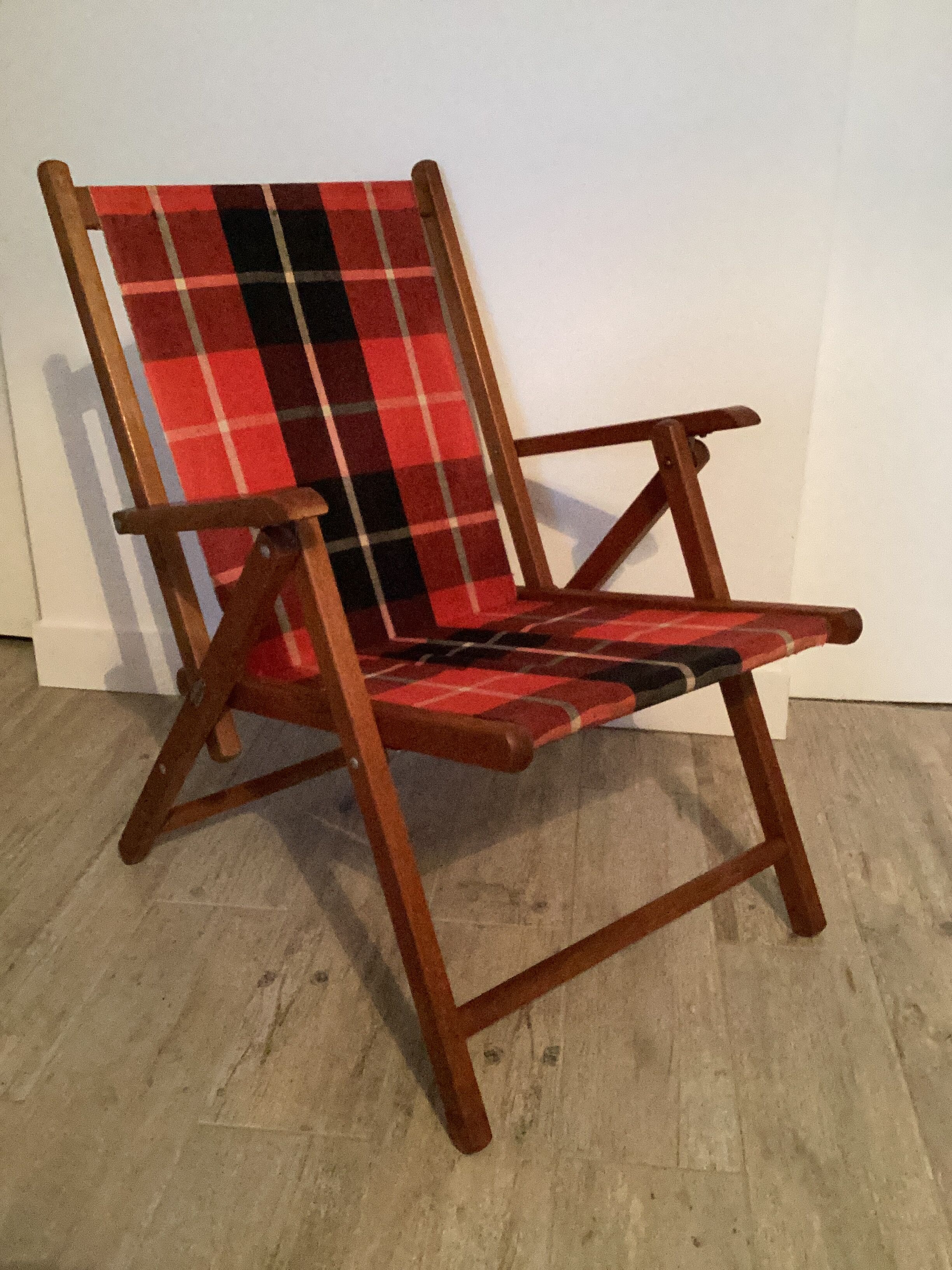 Pair of Vintage Pop Folding Chairs