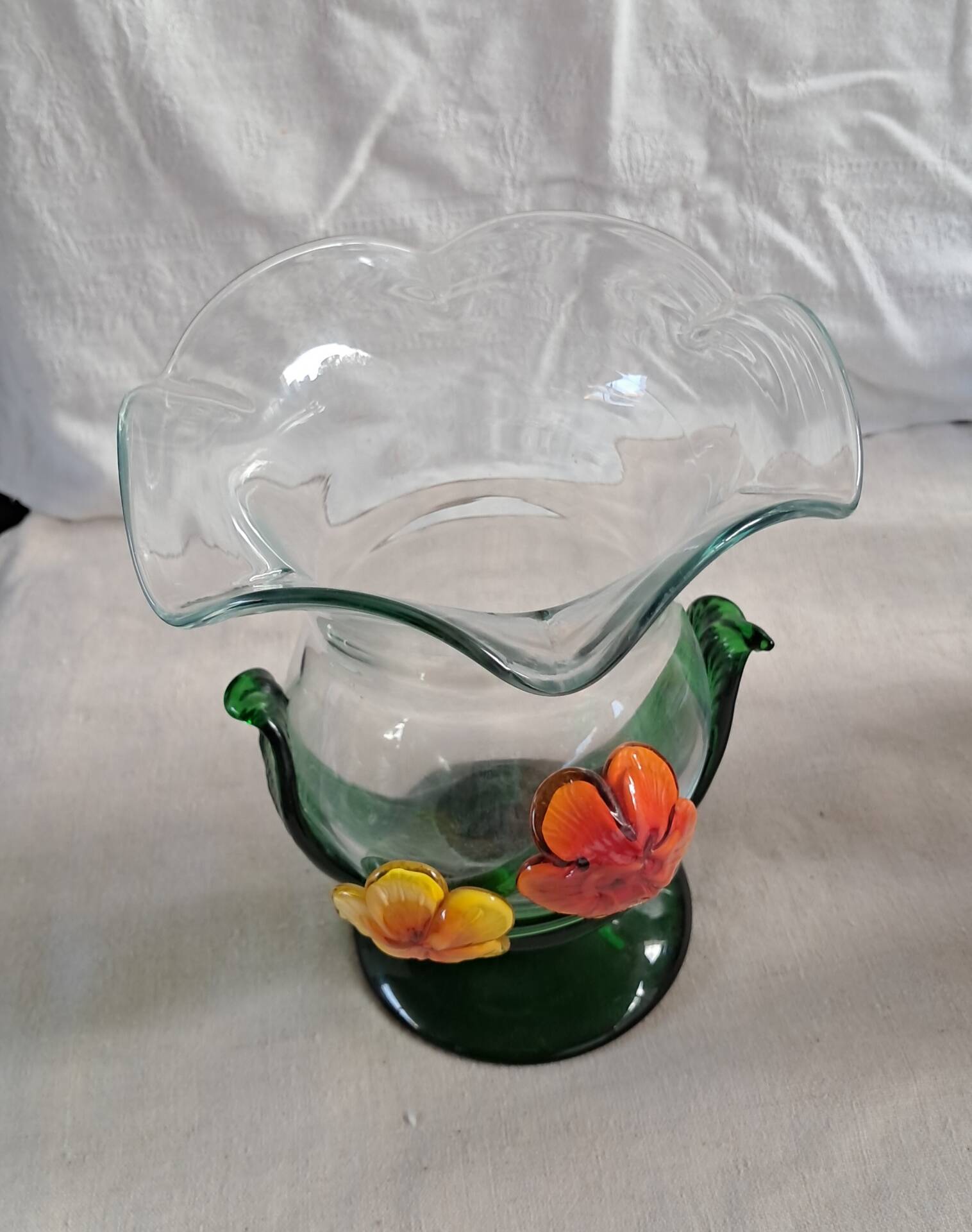 Vintage corolla vase in blown glass with applied flowers – Mura style