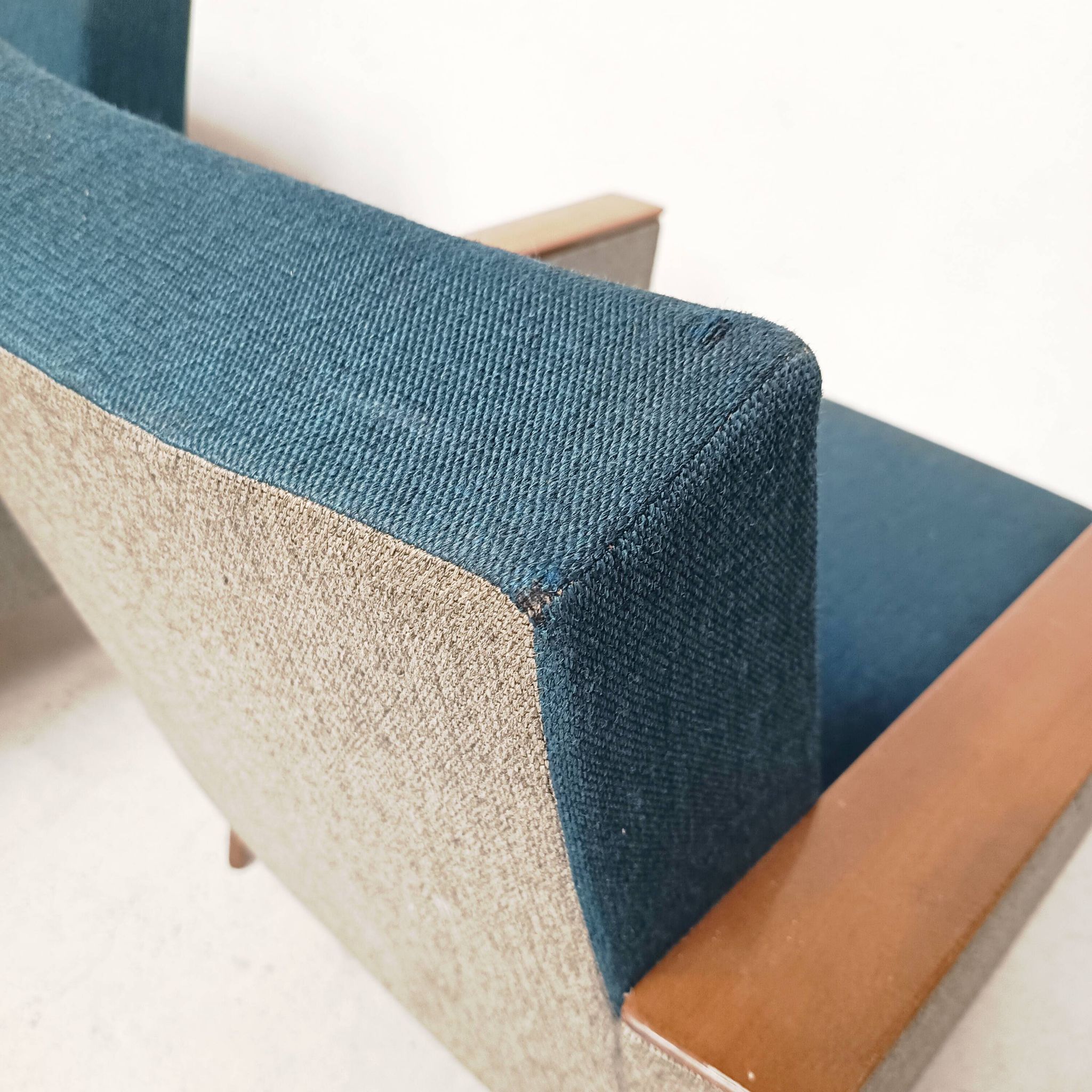 Paire de fauteuils bicolores, 1960