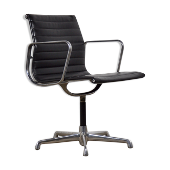Office armchair by Charles & Ray Eames for ICF, 1960