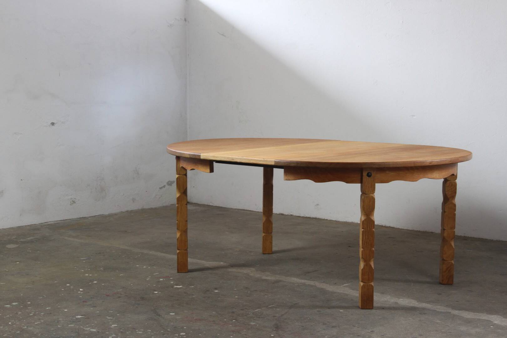 Vintage Danish Modern Oak Round Table, H. Kjærnulf style, 1960s